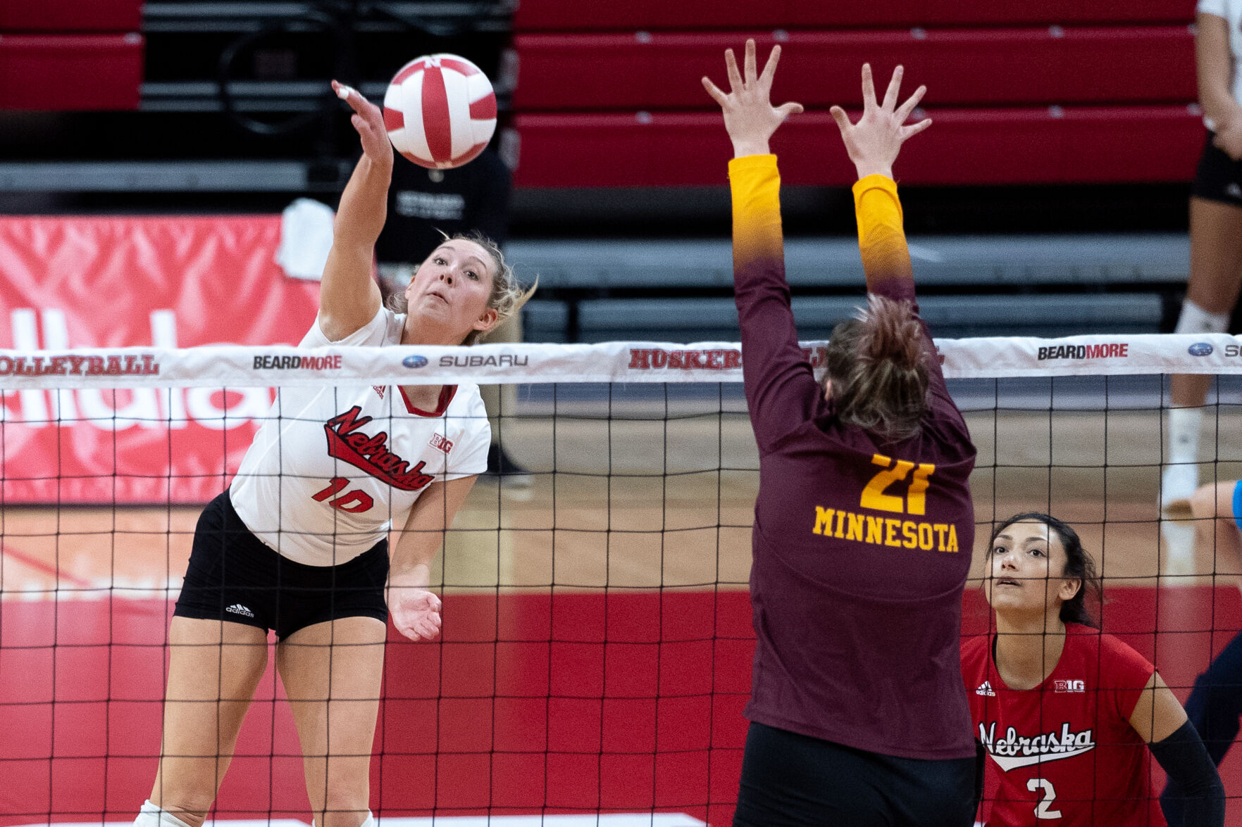 Nebraska vs. Minnesota Photo No. 12
